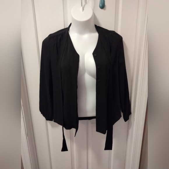 CHICO'S Black Long Sleeved Neck Tie Blouse Sz 1 NWOT - Picture 2 of 9